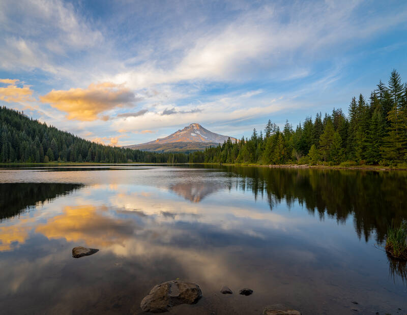 Photo of Mt. Hood from Trillium Lake in Oregon. Sunset. Autumn.