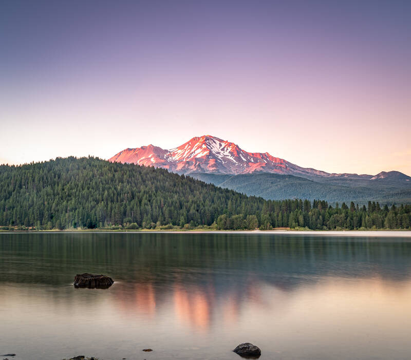 Photo of Mt. Shasta from Lake Siskiyou. Summer.